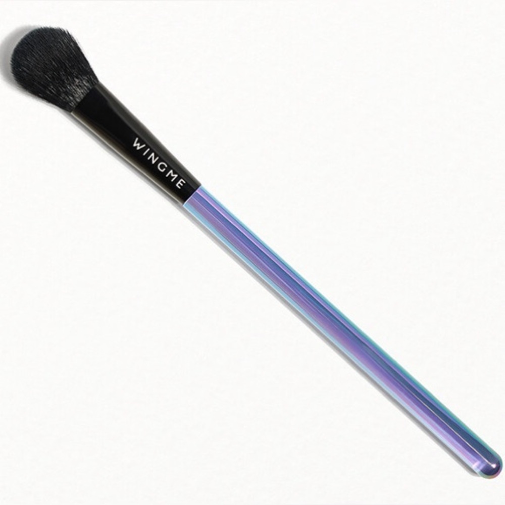 WINGME Cosmetics All Over Eyeshadow Brush | NEW | Iridescent Halo | Wing Me